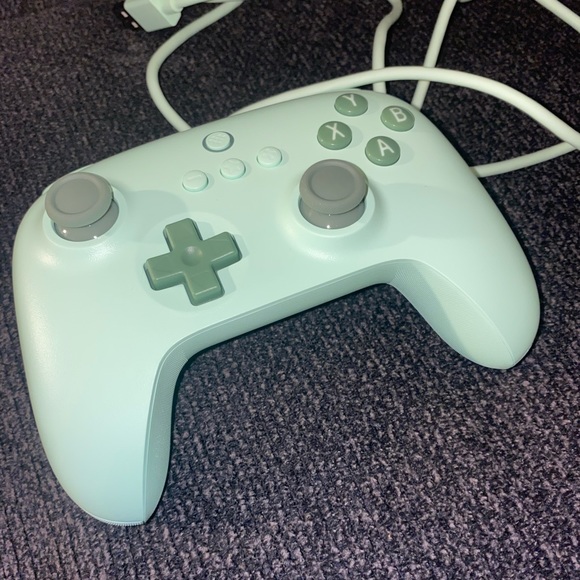 New 8Bitdo Wired Controller - Picture 6 of 8